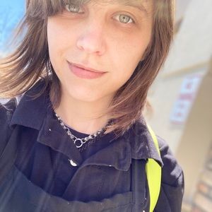 Meet your Posher, Catherine